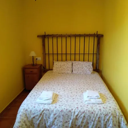 Casa Montenegro Colladas Kır Evi