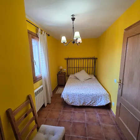 Casa Montenegro Colladas *