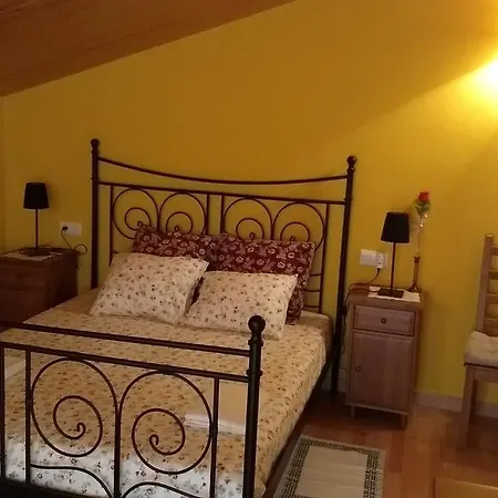 Casa Montenegro