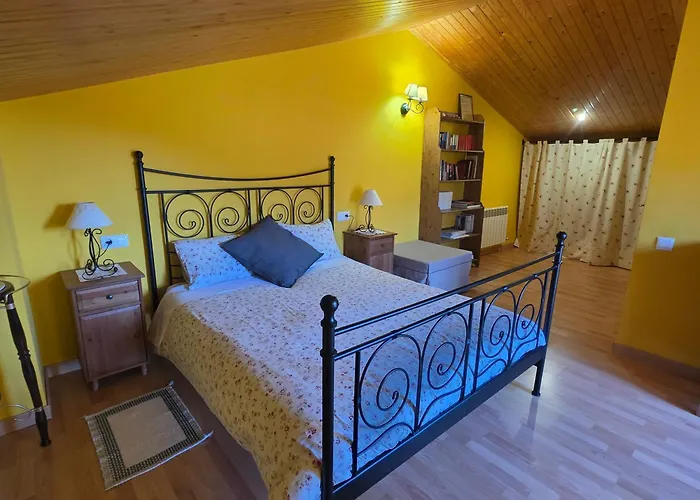 Casa Montenegro Colladas Kır Evi