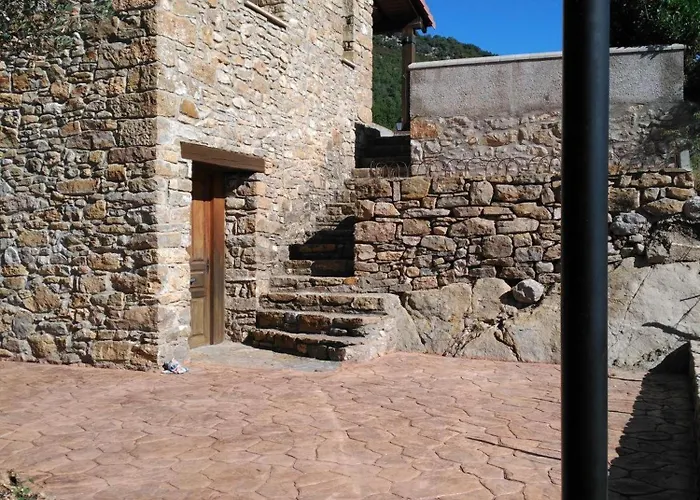 Casa Montenegro Colladas Kır Evi *